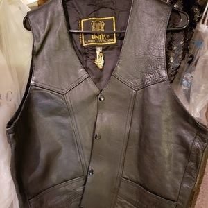 Mens new genuine black leather biker vest XL